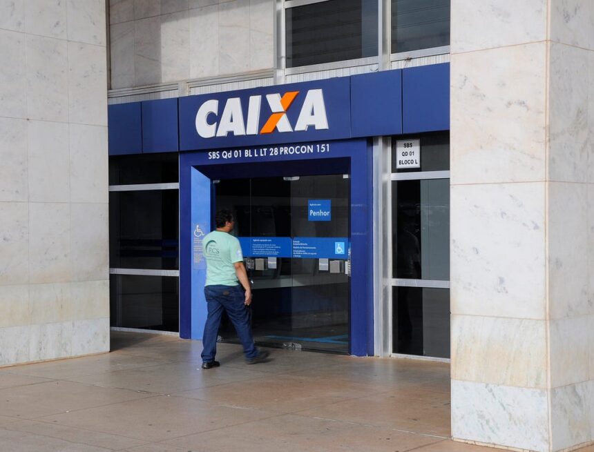 Caixa anuncia concurso com mais de 4 mil vagas em todo o país