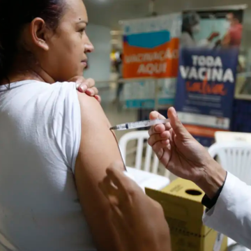 Saúde antecipa vacinação contra a gripe, campanha começa em 25/03