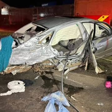 Acidente em Sarandi envolve BMW e outro carro: uma pessoa morre e nove ficam feridas